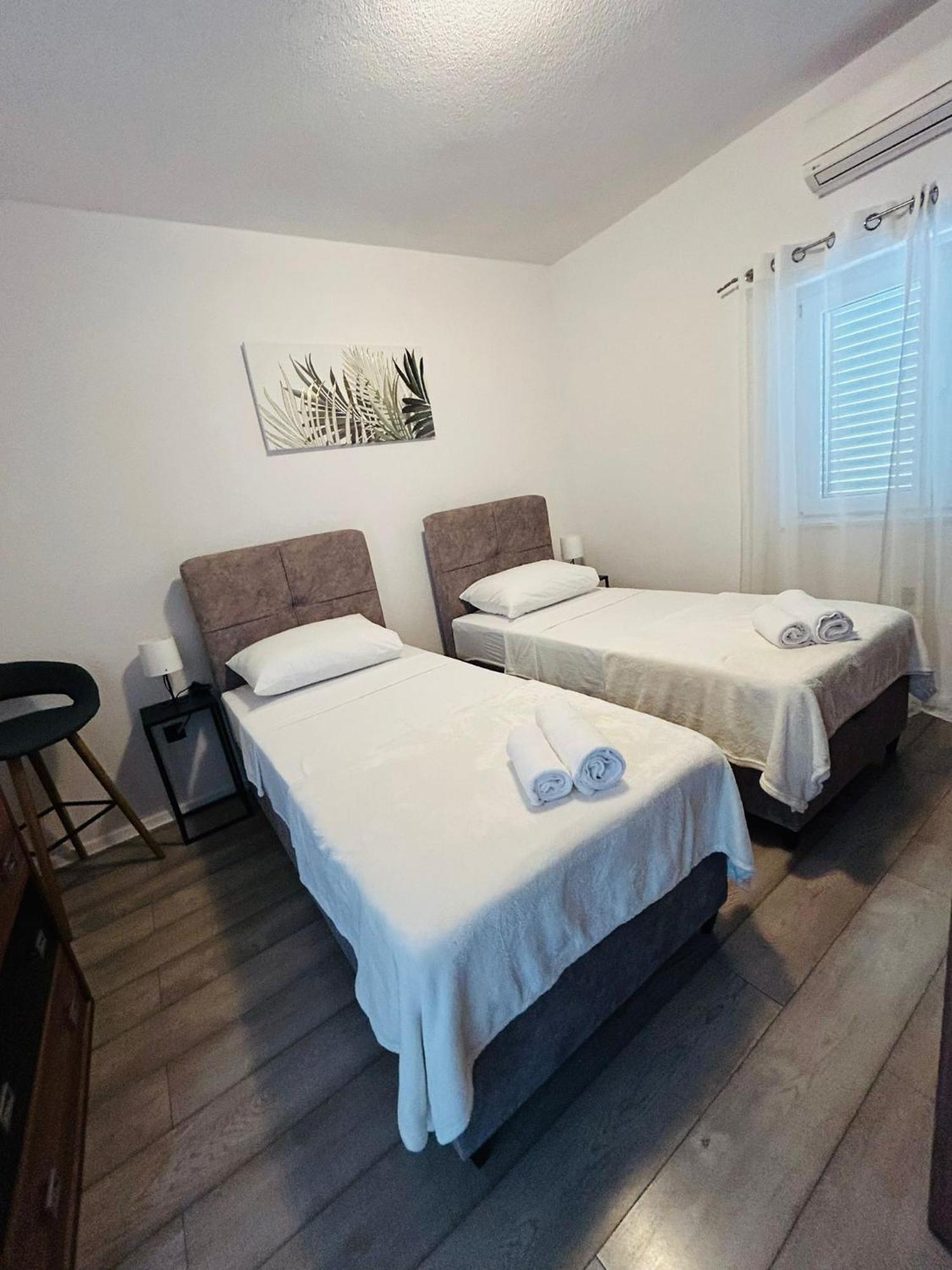 Apex Luxury Apartman โตรกีร์ ภายนอก รูปภาพ